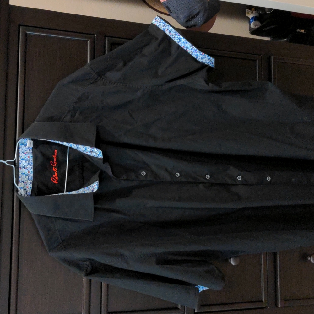 Robert Graham short sleeve button down shirt